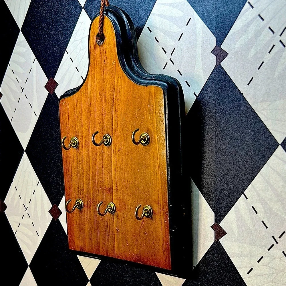 Vintage Elegant Wooden Wall-Mounted Key Holder | Gold-Tone Hooks | Classic Charm